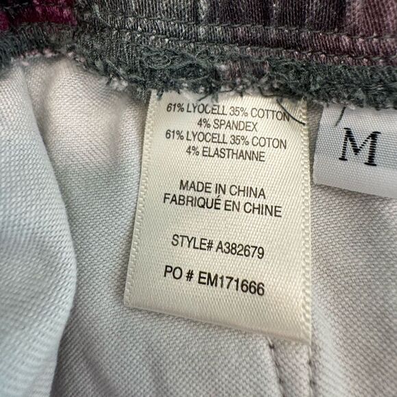 Cloth & Stone Camouflage Pants with Pink Floral Accents from Anthropologie - Picture 6 of 8